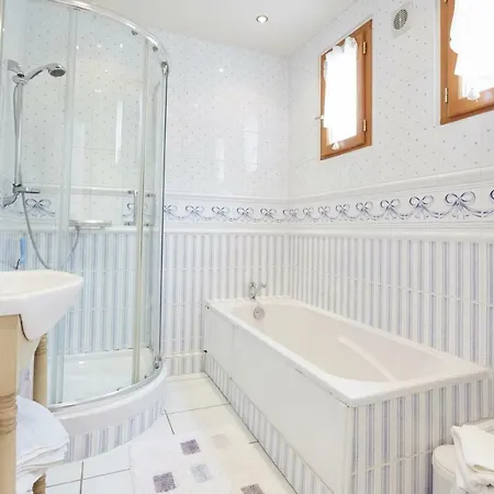 Дом отдыха Hortensia *